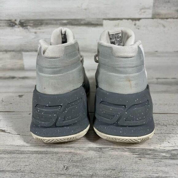 Under Armour Youth‎ Boys Curry 3 Basketball Shoes Gray White Size 7Y - Picture 3 of 8